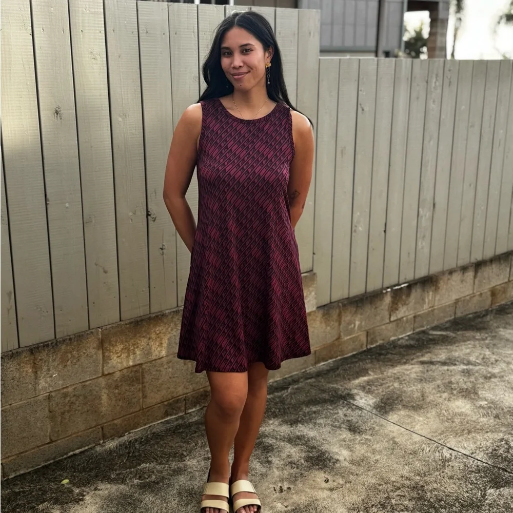 Manaola Burgundy and Black Mini Dress - Picture 1 of 3